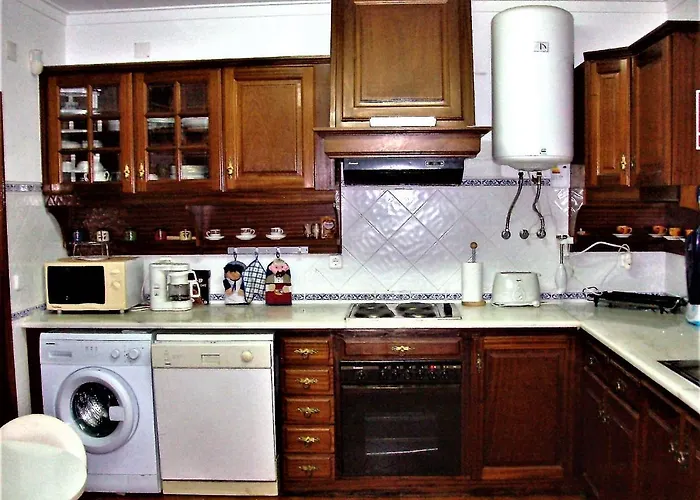 Baleal - Large Near Up To 12 Pax+2 Ch * Peniche