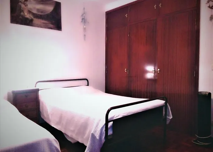 Baleal - Large Near Up To 12 Pax+2 Ch * Peniche