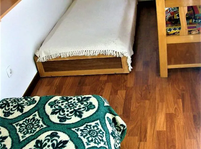 Baleal - Large Near Up To 12 Pax+2 Ch Vila *